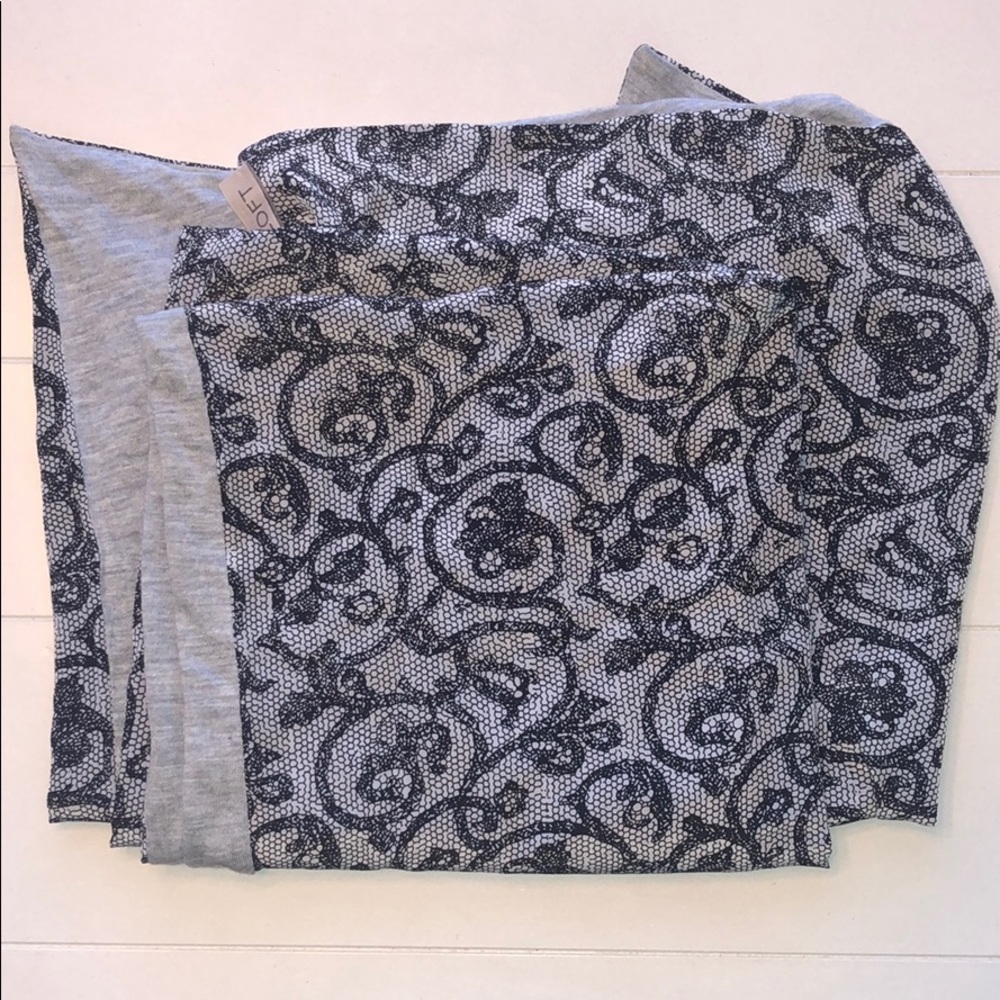 Loft two toned grey and black scarf